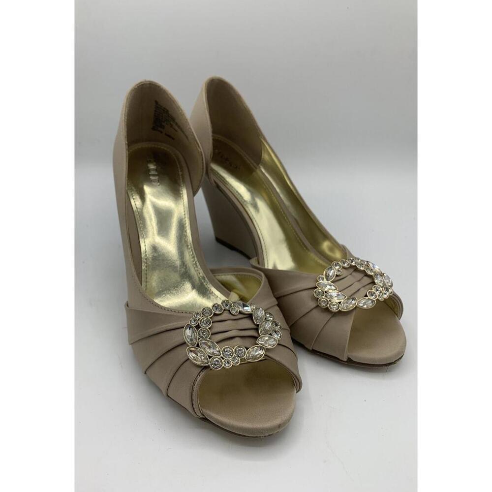 Womens’s Tevolio Amalia Peep Toe Satin Wedge Pumps -Beige -8.5 Wedges Elegant
